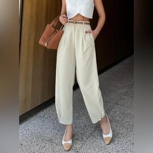 Commense Pleated Cropped old money Pants size XS CC24-38